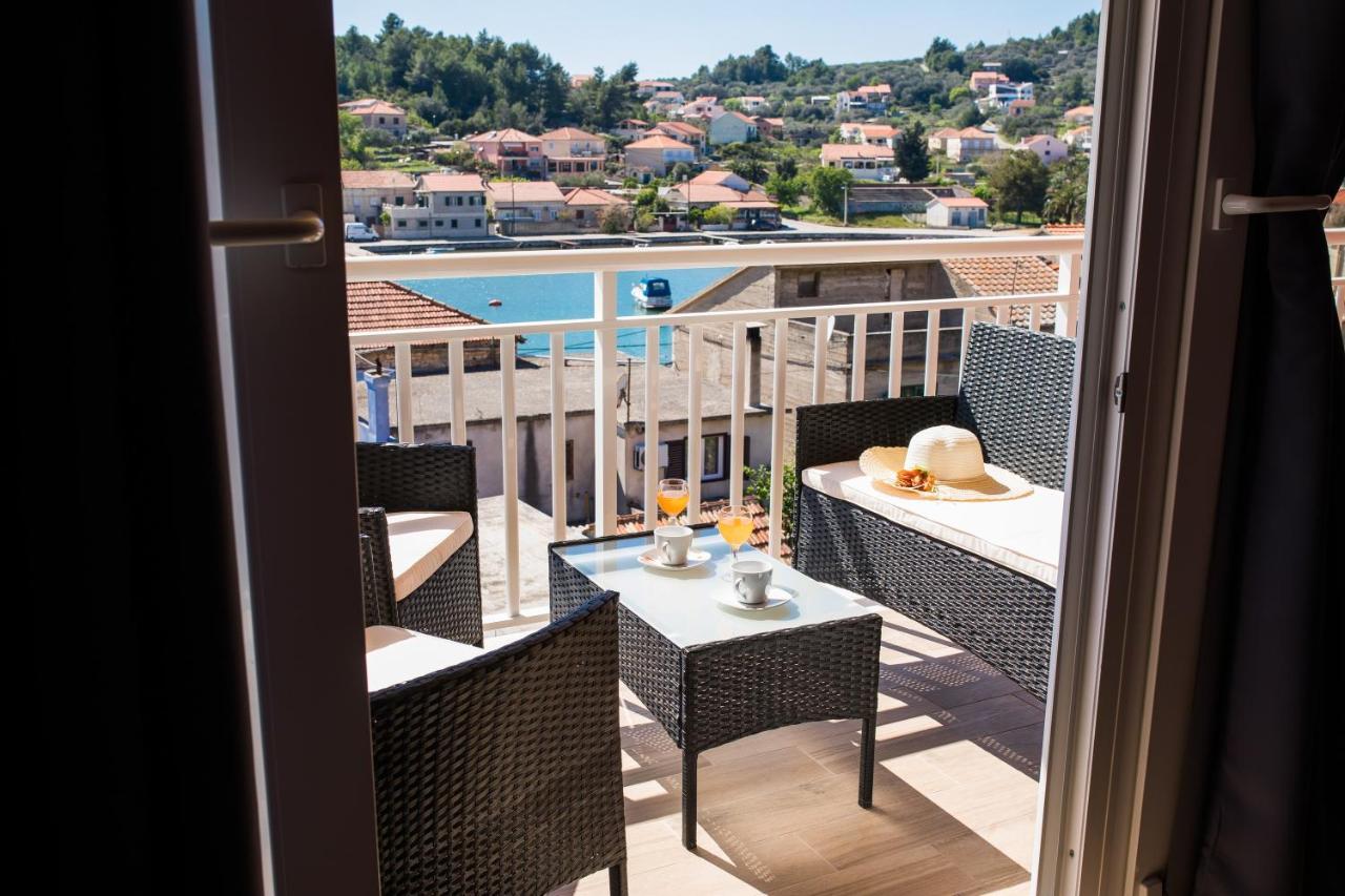 Apartments Sunshine Home Vela Luka Exterior photo