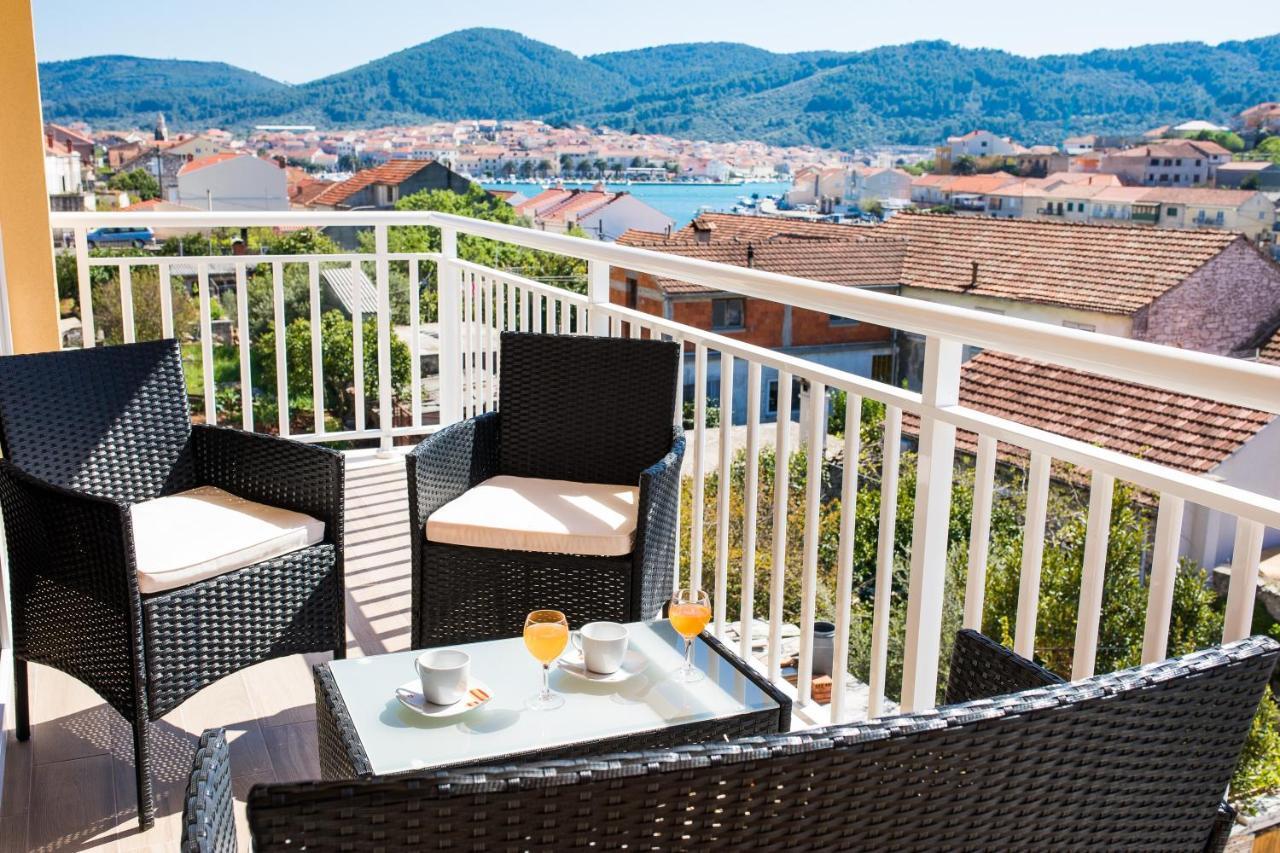 Apartments Sunshine Home Vela Luka Exterior photo