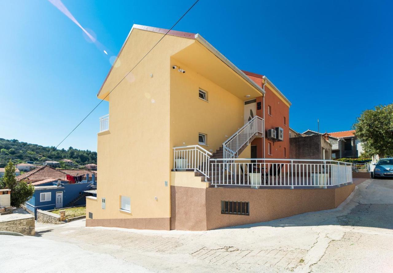 Apartments Sunshine Home Vela Luka Exterior photo
