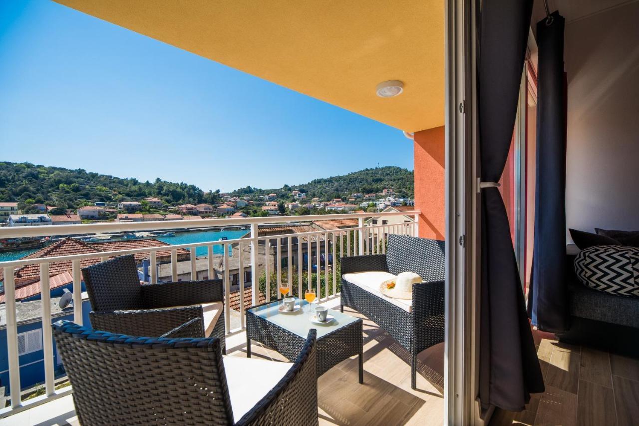 Apartments Sunshine Home Vela Luka Exterior photo